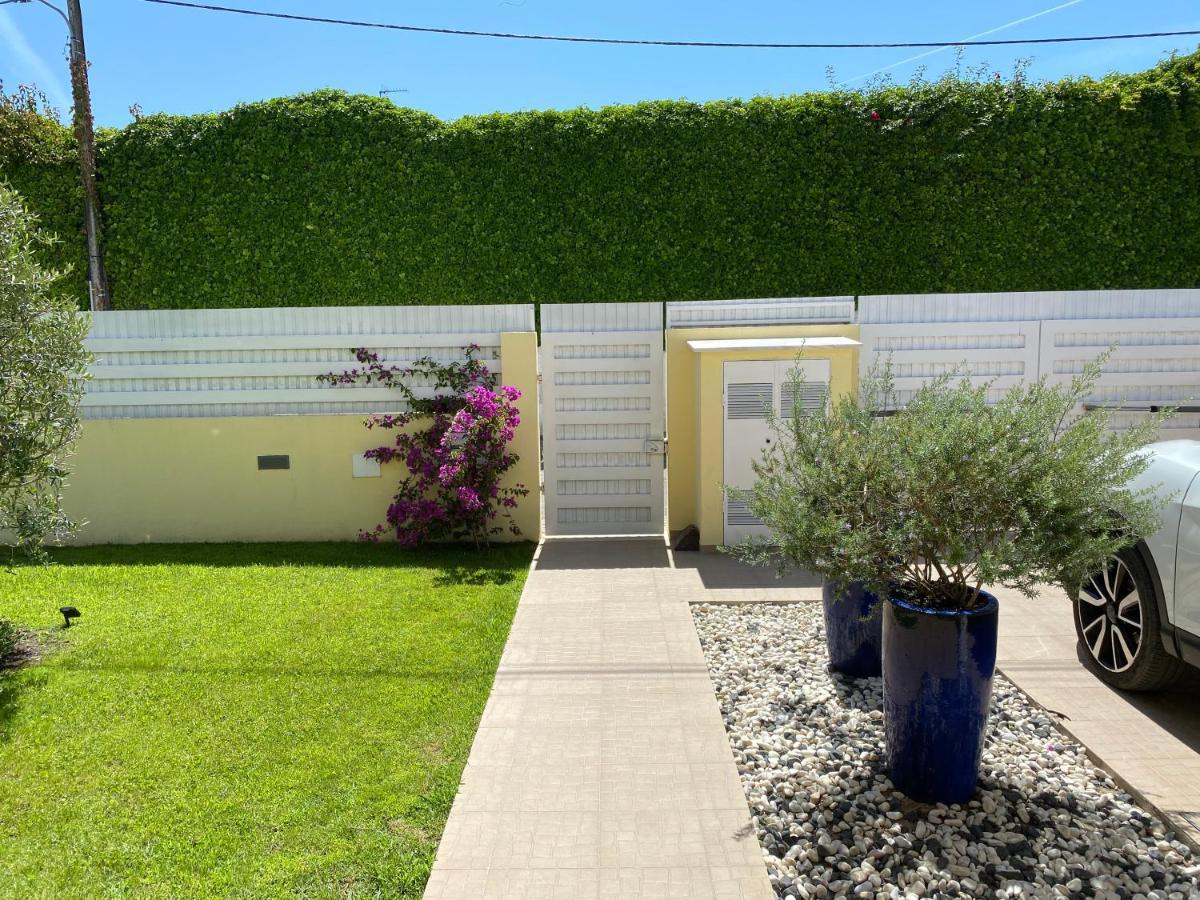 Zion Guest House Almada Buitenkant foto